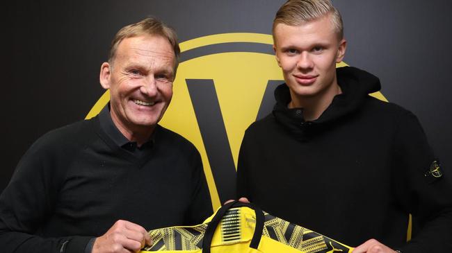 西甲：巴萨客场3-1战胜赫罗纳（西甲战报：巴萨客场3比1击败赫罗纳）