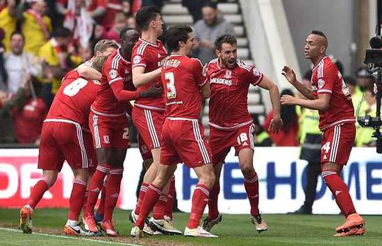 多特vs比利亚雷亚尔：阿德耶米、安塞尔米诺、帕尔特伊出战（多特对决比利亚雷亚尔：阿德耶米、安塞尔米诺、帕尔特伊将登场）