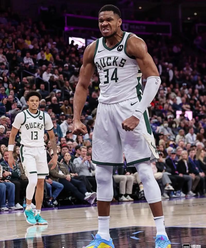 安东尼：孔帕尼夏窗曾给我打电话，但我已与贝蒂斯达成协议（安东尼：夏窗孔帕尼来电时，我已与贝蒂斯达成协议）